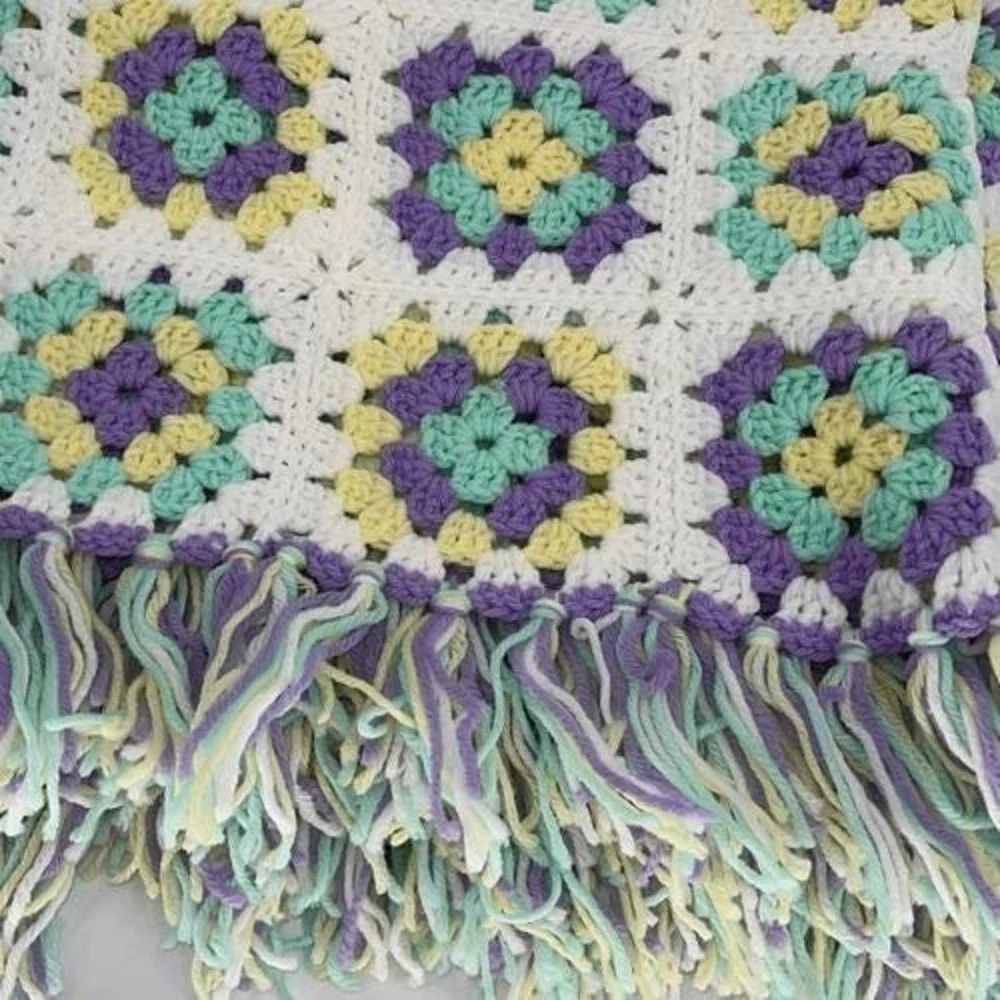 Handmade‎ Vintage Granny Square Crochet Afghan Pastel Purple Mint Yellow 38x48
